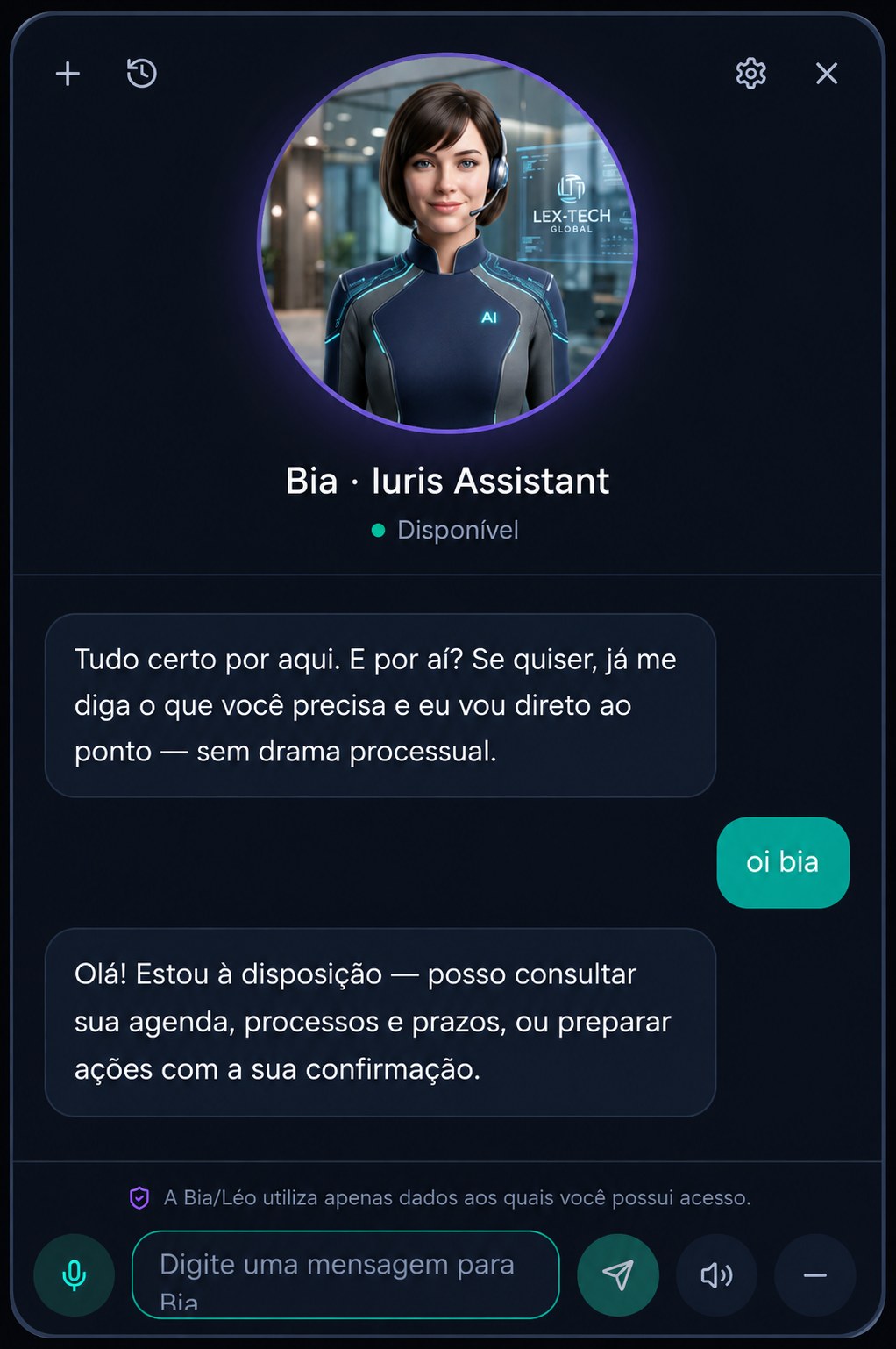 Interface real da assistente Bia no Legal OS com conversa e entrada por voz e texto